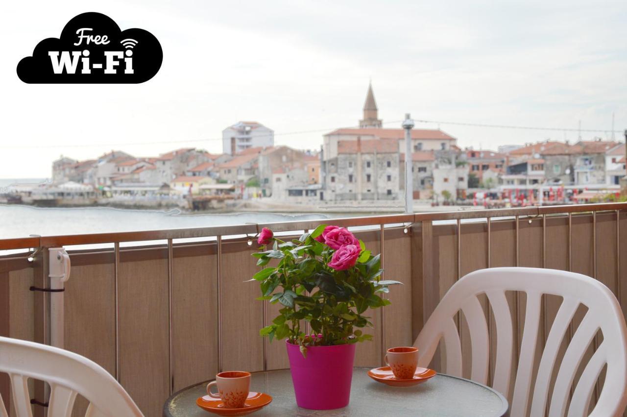 Apartment Riva Sea View Umag Extérieur photo